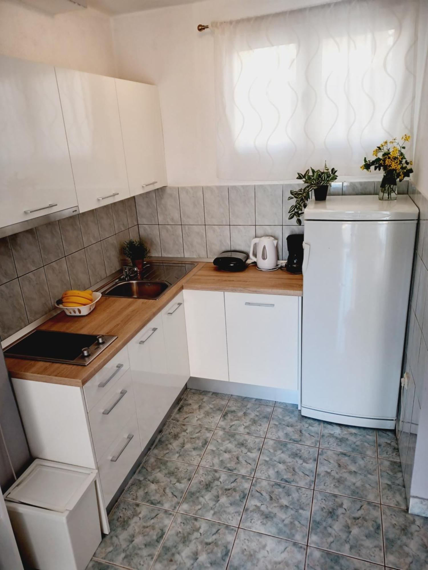 Apartments Kovacic Макарска Екстериор снимка