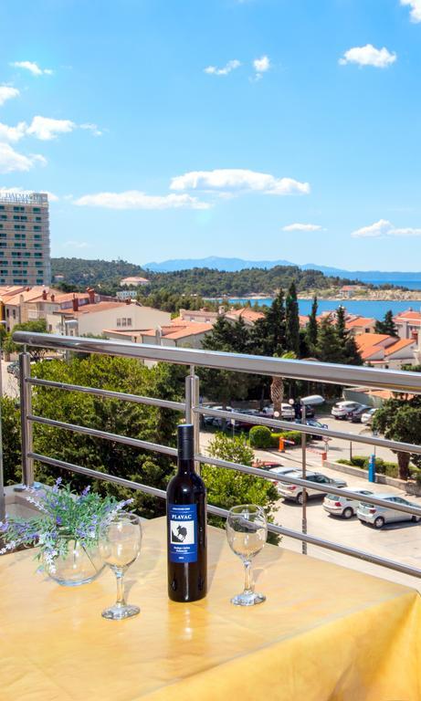 Apartments Kovacic Макарска Екстериор снимка
